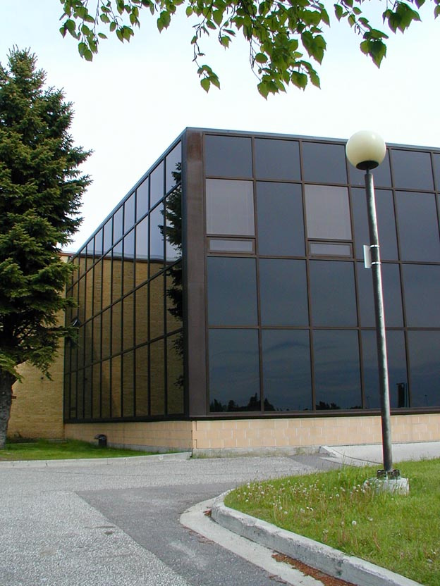 /img/CORNER-624x832.jpg