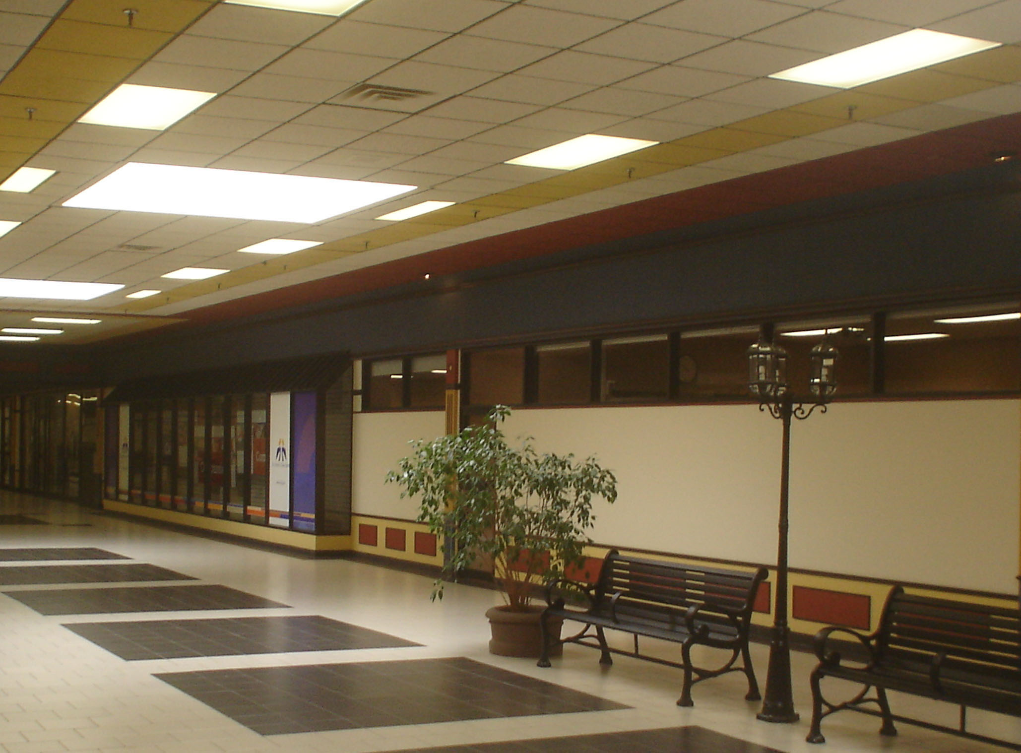 /img/MALL-Cropped-2058x1518.jpg
